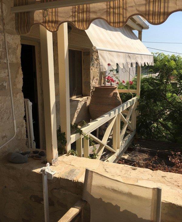 Stonehouse Elia Up Apartamento Myrtos Exterior foto